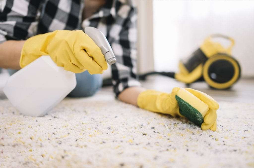 come pulire tappeto con bicarbonato