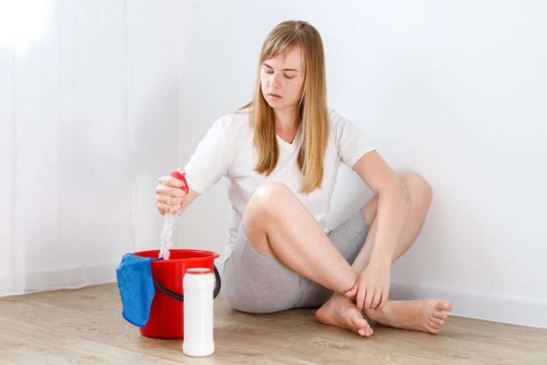 Per La Muffa Candeggina O Ammoniaca Cosa è Meglio Per Togliere La Muffa: Candeggina O Ammoniaca?